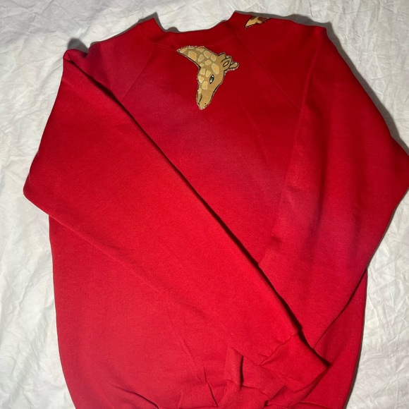 Oversized red sweater - Picture 5 of 7